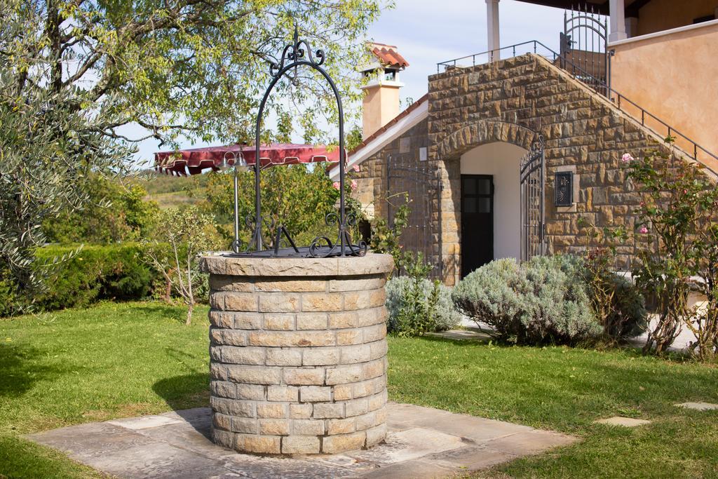 Villa Momiano With Private Pool Momjan Экстерьер фото