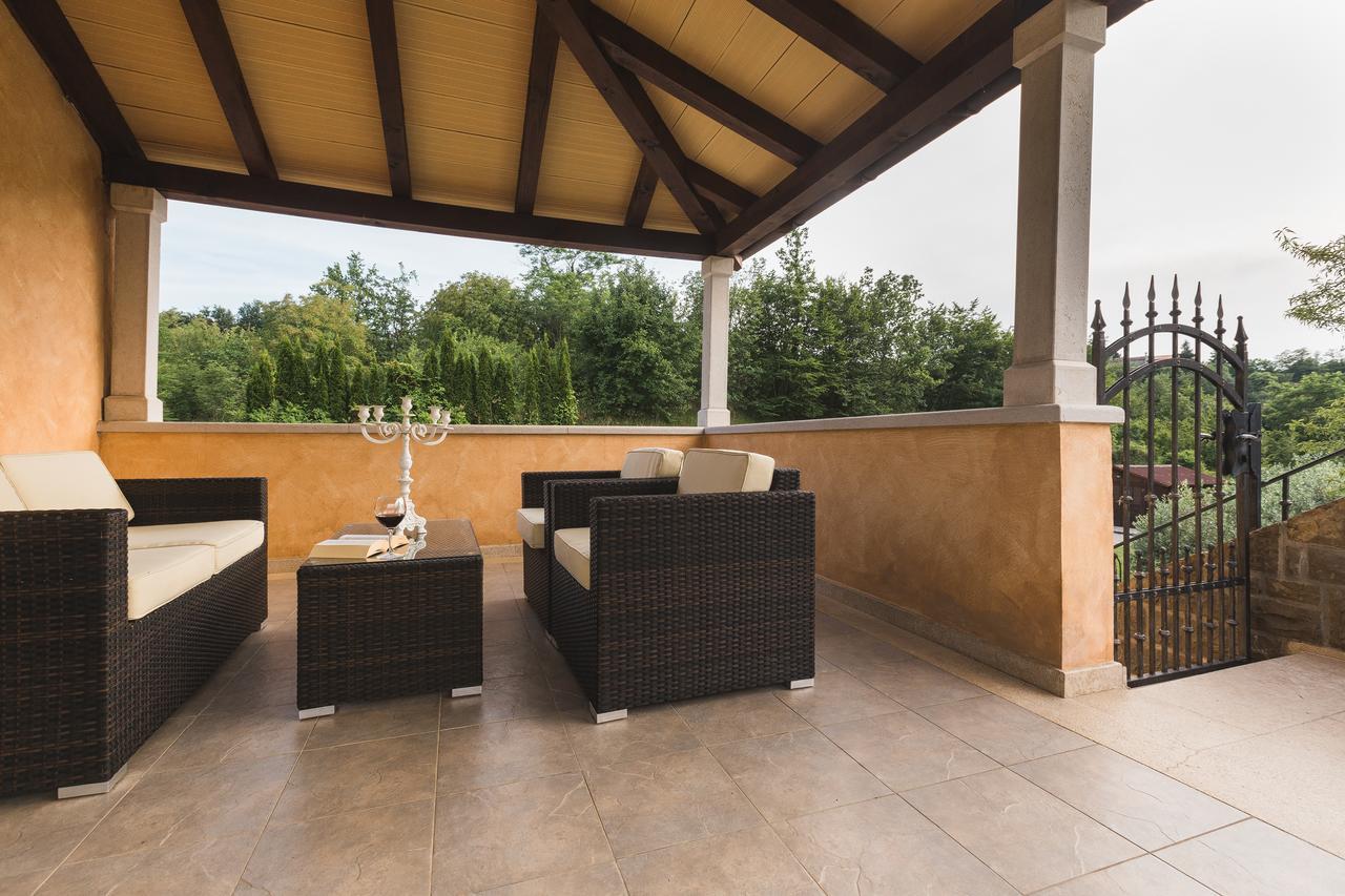 Villa Momiano With Private Pool Momjan Экстерьер фото