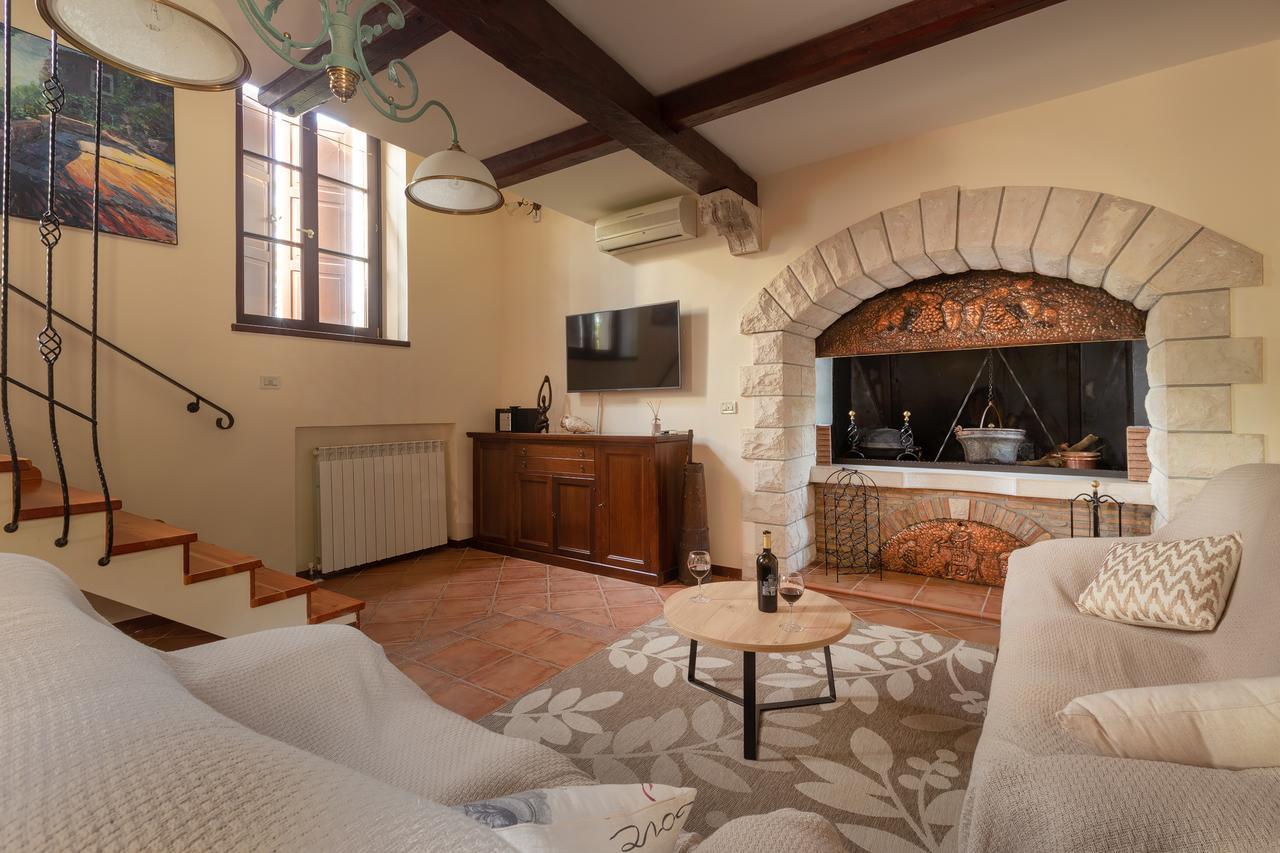 Villa Momiano With Private Pool Momjan Экстерьер фото